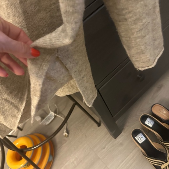 Pinch Cozy Oatmeal V-Neck Sweater - Picture 4 of 6